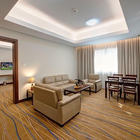 Center Hotel Sharjah Luaran gambar