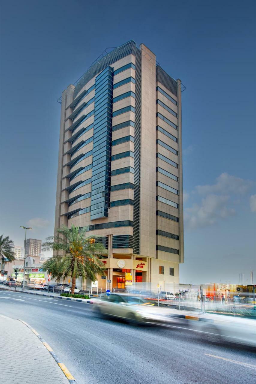 Center Hotel Sharjah Luaran gambar