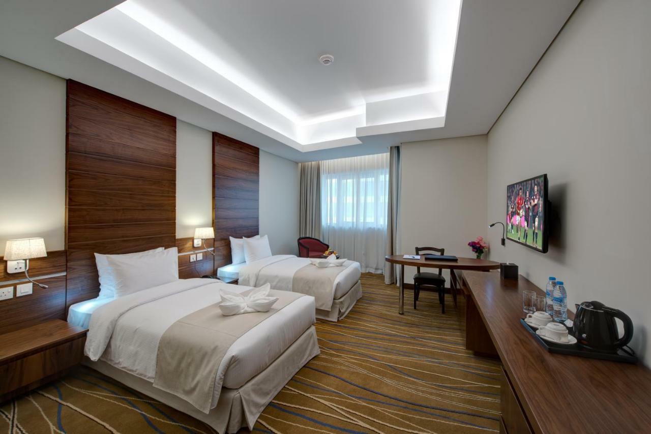 Center Hotel Sharjah Luaran gambar